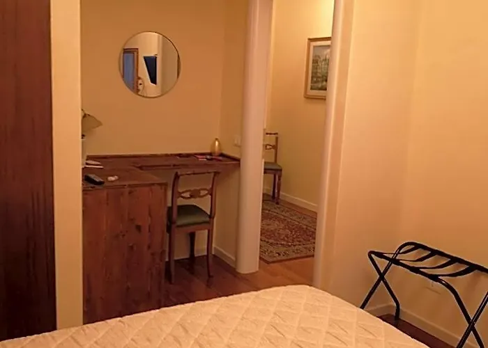 Akire Acomodação com café da manhã  4*